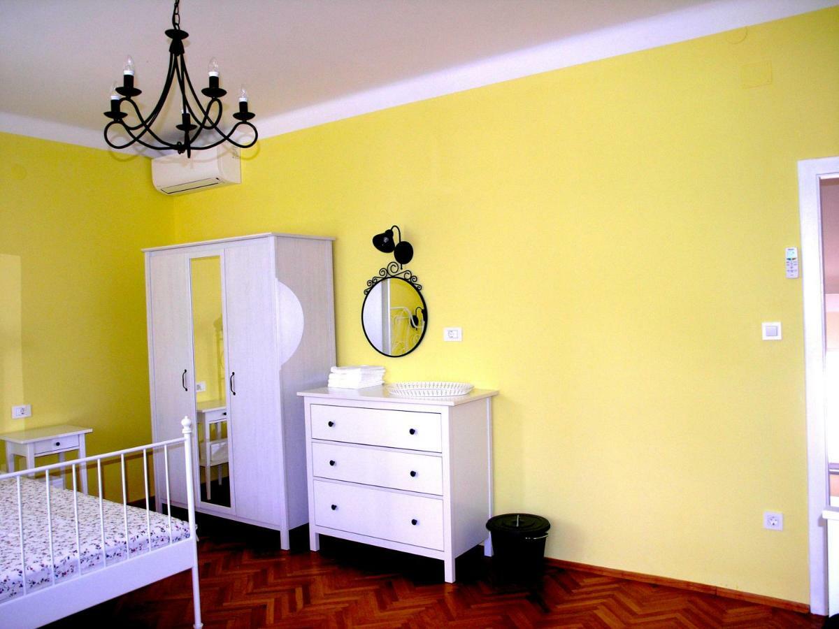 Holiday Home Lija Center Rab Town Kültér fotó