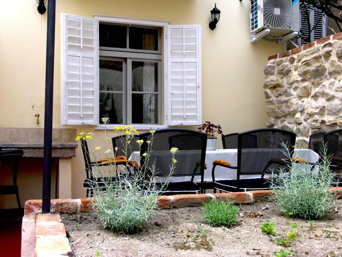 Holiday Home Lija Center Rab Town Kültér fotó